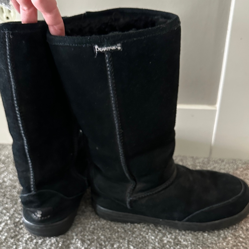BearPaw Women's Classic Black Winter Boots